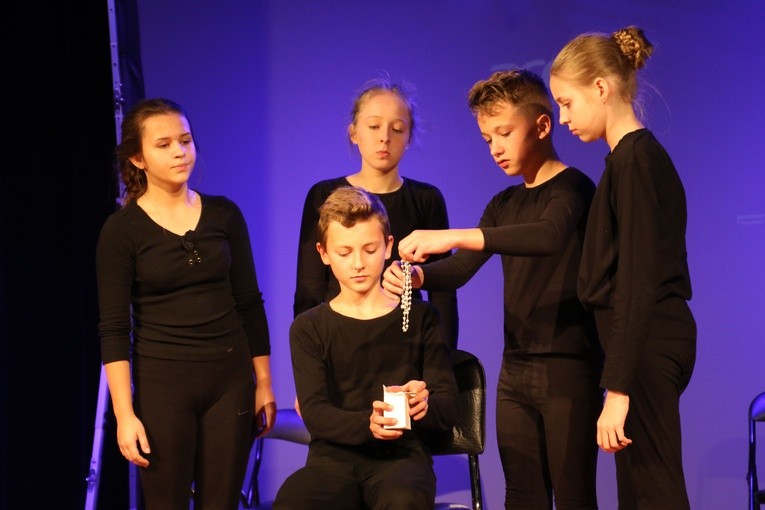 Płock. Przegląd etiud teatralnych o świętych i błogosławionych