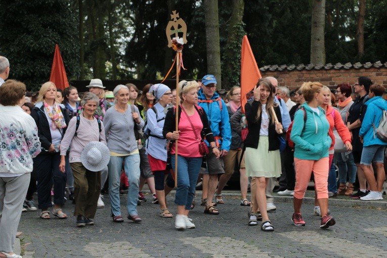Pierwszy dzień pielgrzymki - przedpołudnie