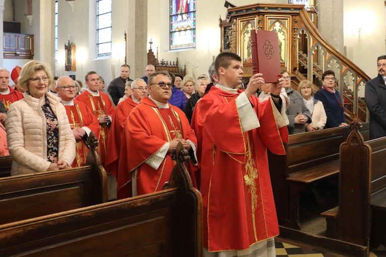 Elbląg. Wprowadzenie relikwi św. Wojciecha