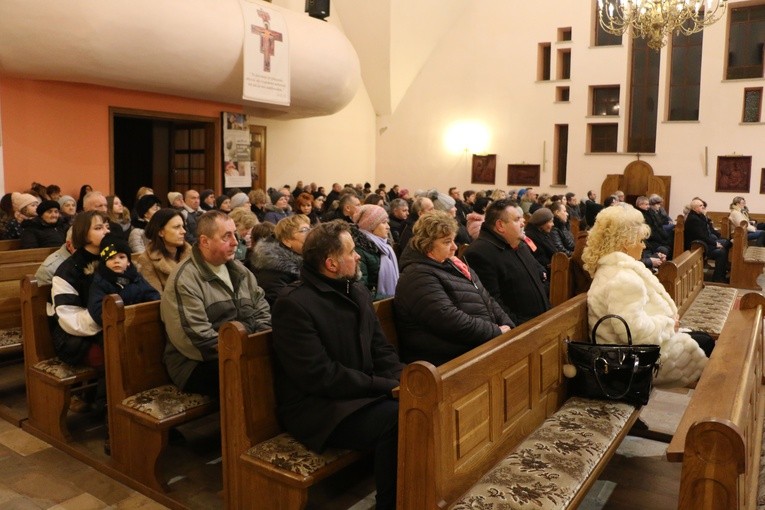 Strzegowo. Inauguracja jubileuszu parafii