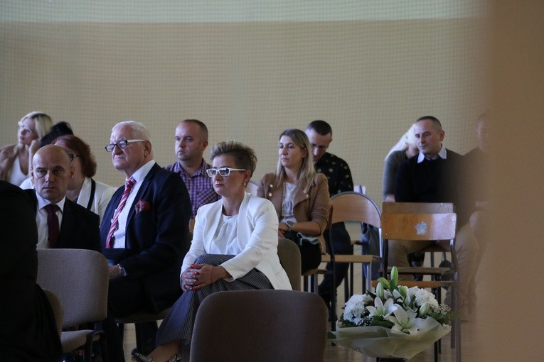 Uroczystości w SP im. Kardynała Stefana Wyszyńskiego w Siedlinie