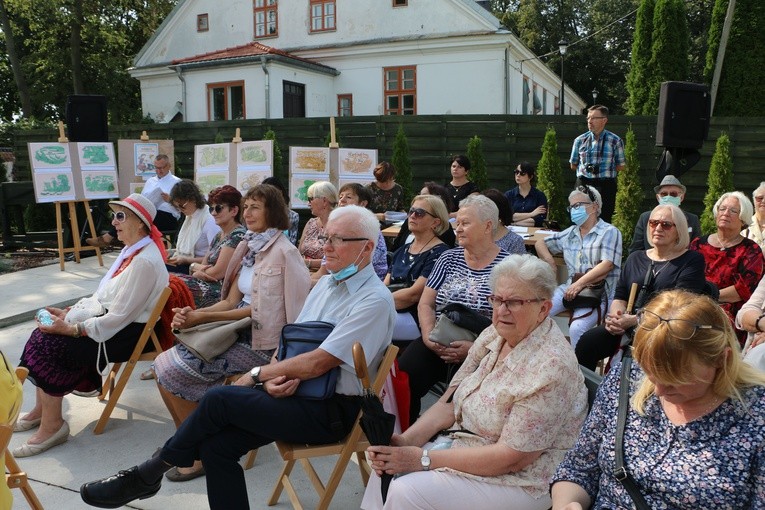 Płońsk. Tablica Zofii Malickiej