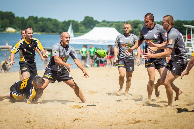 Rugby plażowe w Olsztynie