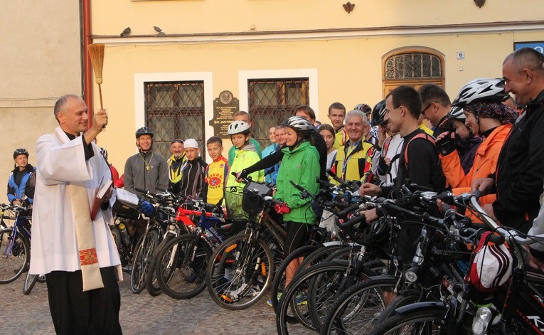 Rowerami na Jasną Górę
