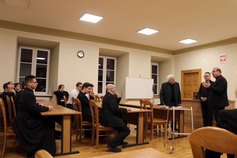 Płock. Promocja książki ks. A. Kondrackiego