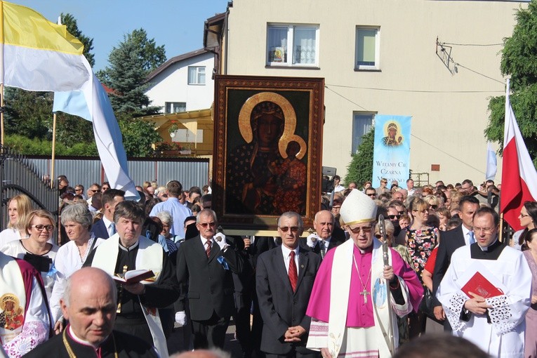 Płock. Nawiedzenie w parafii pw. Ducha Świętego