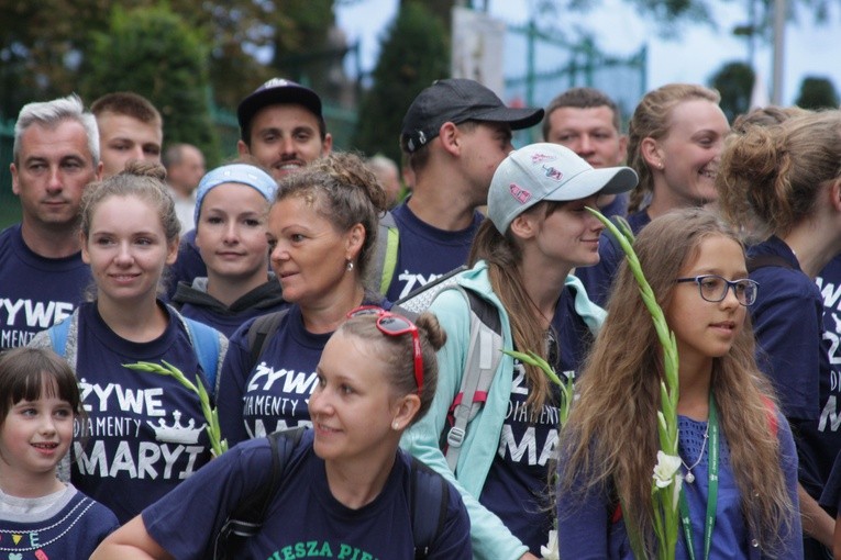 Pielgrzymka. Jasna Góra (część 1)