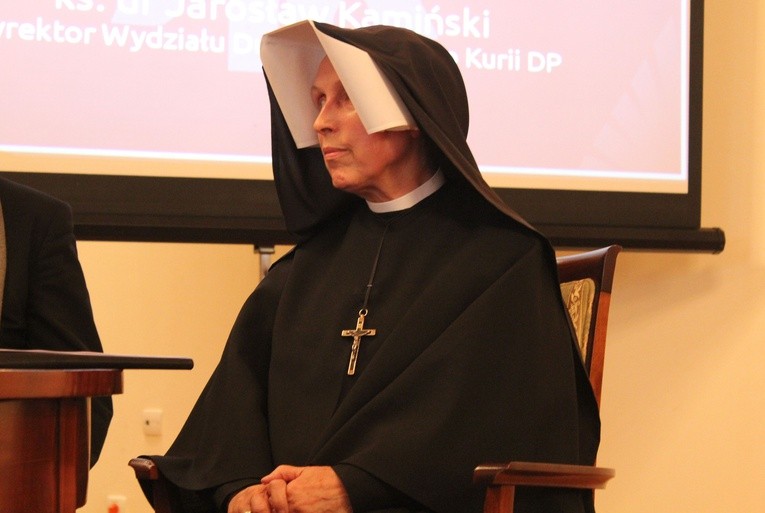 IX sympozjum AK