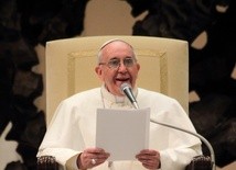 Papież: Dyktatury zaczynają się od oszczerczego przekazu