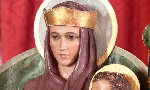 Kopia przedstawienia Matki Bożej z Walsingham w londyńskiej katedrze